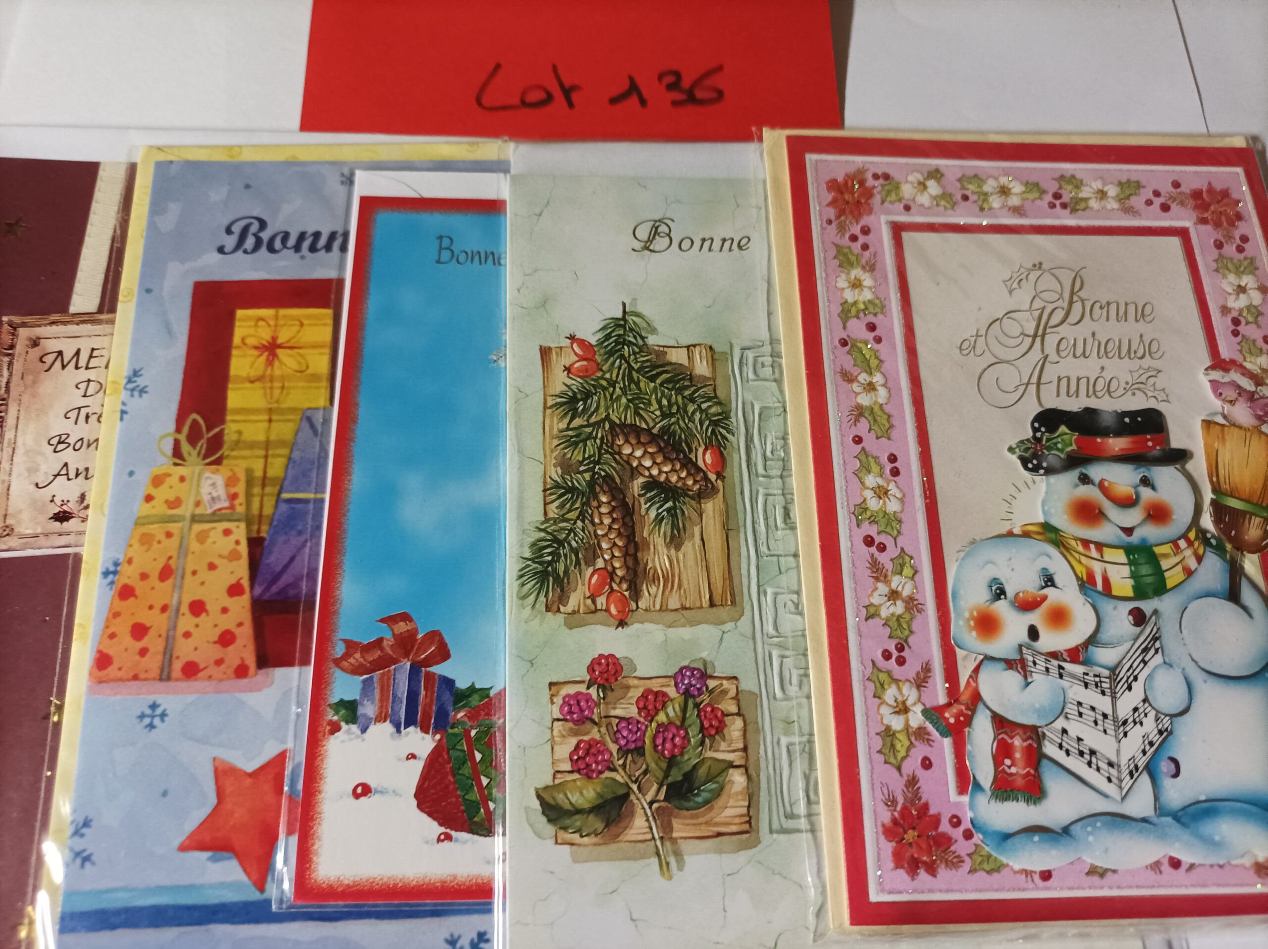 Lot de 5 cartes postales + enveloppes bonne année (lot 136)
