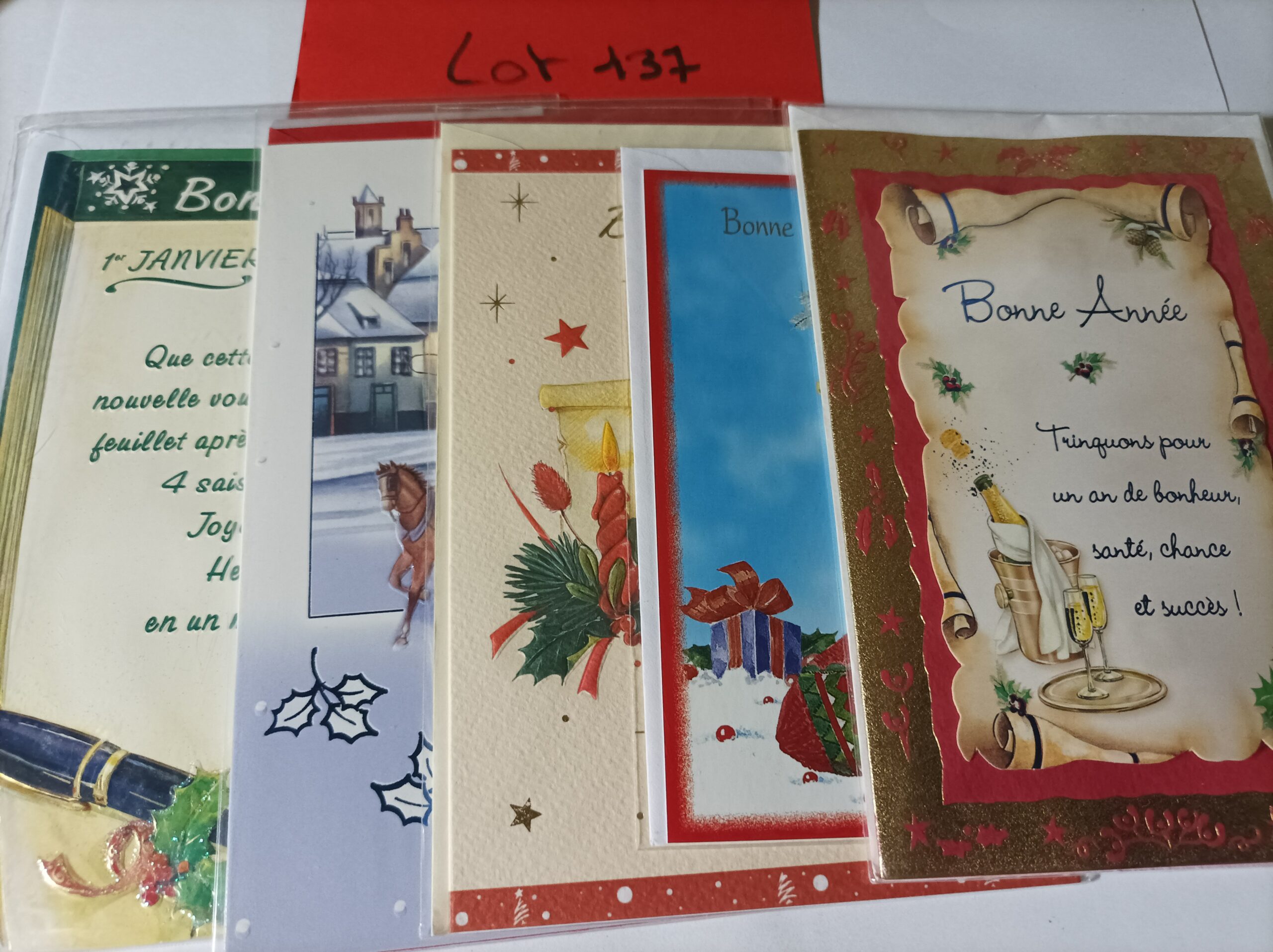Lot de 5 cartes postales + enveloppes bonne année (lot 137)