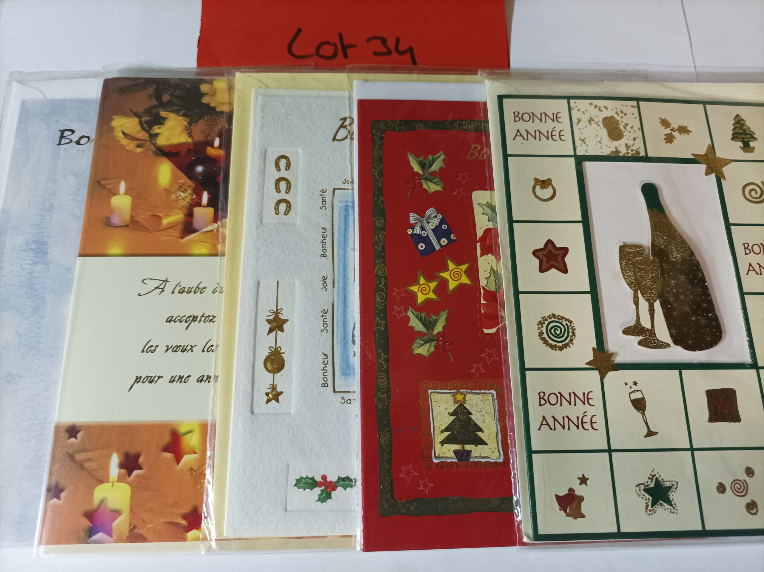 Lot de 5 cartes postales + enveloppes bonne année Lot de 5 cartes postales + enveloppes bonne année (lot 34)